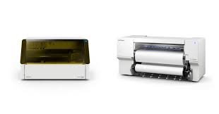 Read more about the article Roland DG adds new compact printers to VersaSTUDIO line