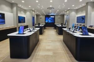 Samsung opens latest experience store in Mumbai