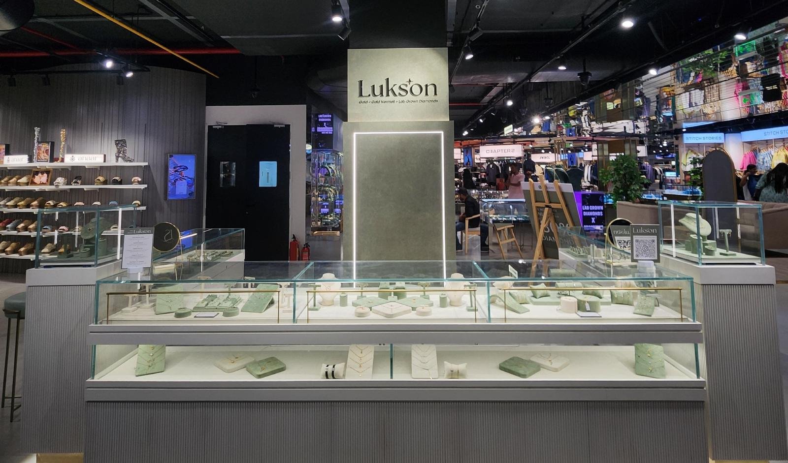You are currently viewing Lukson opens first physical store in Hyderabad