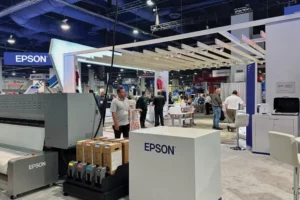 EPSON to launch new signage solutions at PRINTING United Expo 2025