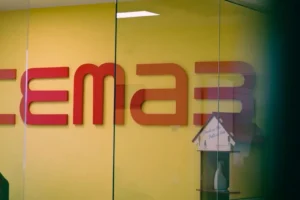 MIMAKI industrial UV LED flatbed benchmarks direct-to-wood printing easy