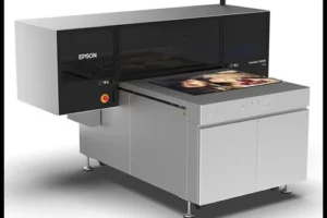 EPSON launches new SC-V4000 UV flatbed printer