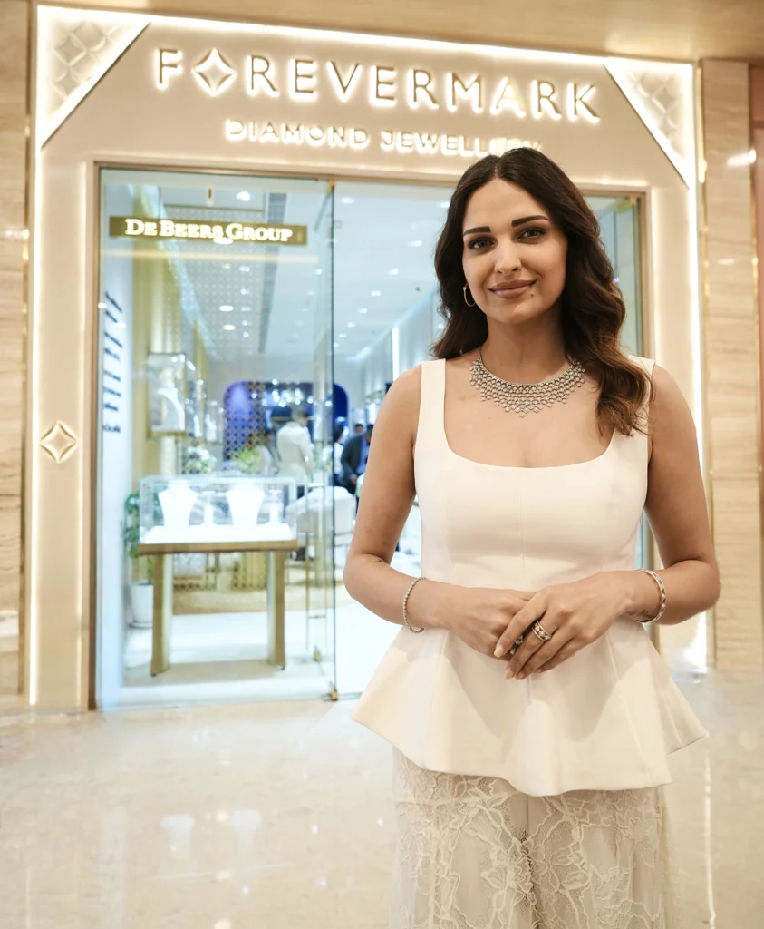 Forevermark Diamond Jewellery launches its new store at Nexus Elante Mall Chandigarh inaugurated by Filmstar Himanshi Khurana