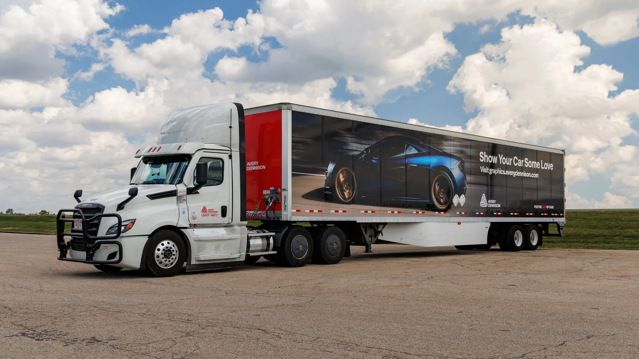 You are currently viewing Avery Dennison releases new professional-grade cast film