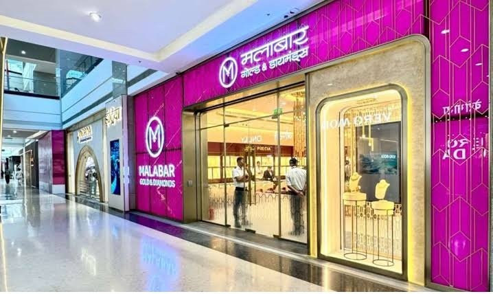 22 Malabar Gold opens new store in Navi Mumbai